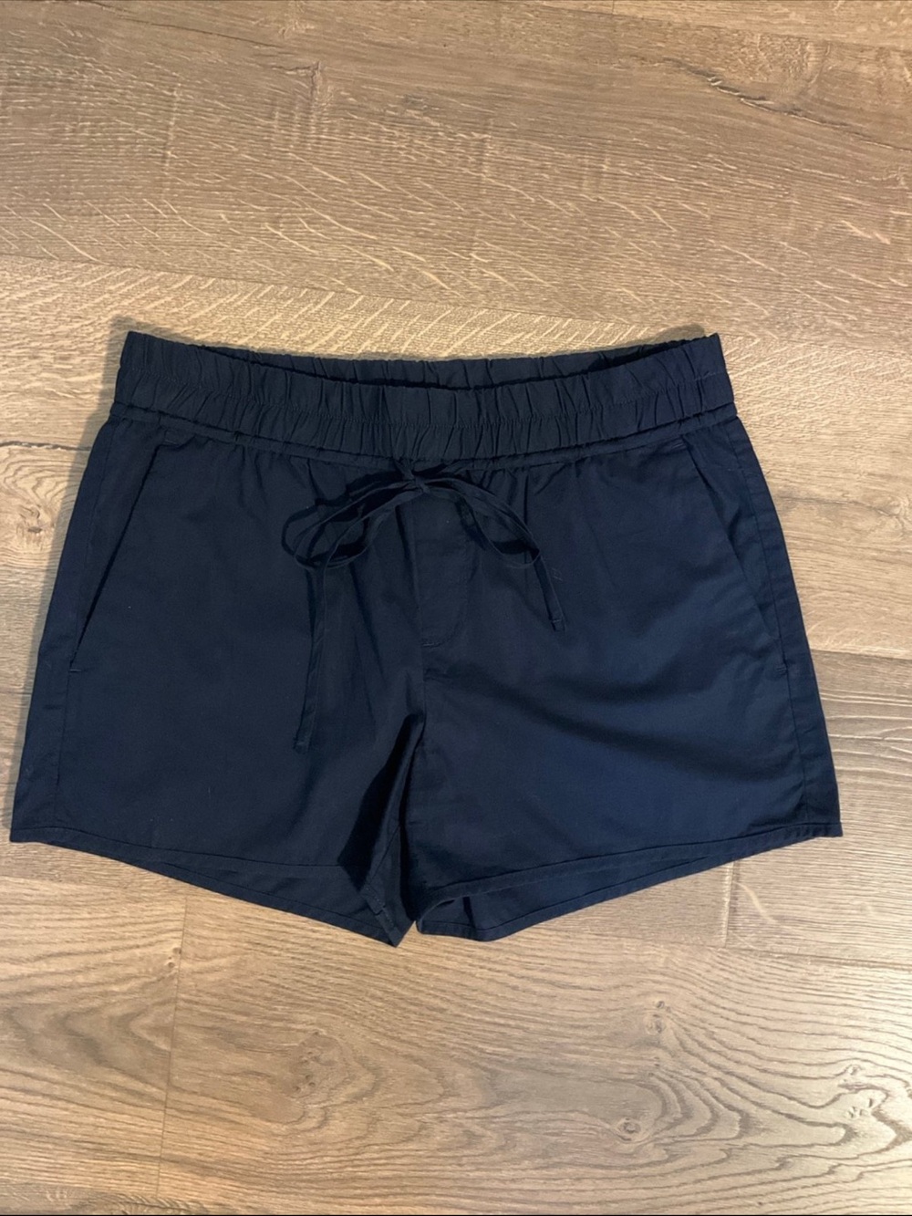 Banana Republic Factory navy elastic tie waist shorts, 2